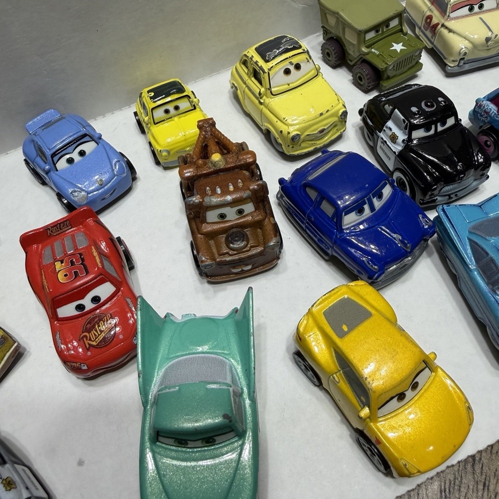 Disney Cars Mini Die Cast Racer Lot 29 Cars - Picture 8 of 16